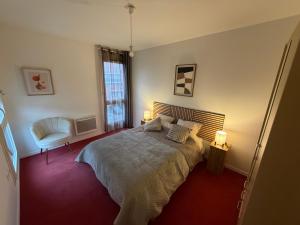 APPARTEMENT F3 BUCHELAY Calme parking privé proche de la gare