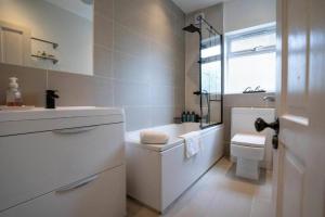 Classical one-bedroom flat close to O2 Arena