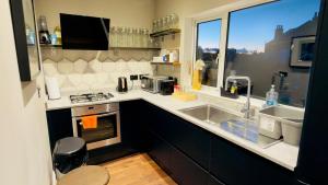 Classical one-bedroom flat close to O2 Arena