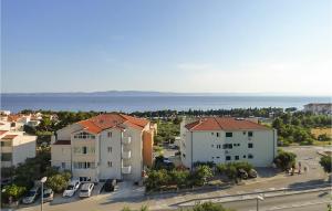 Beautiful Apartment In Tucepi With House Sea View