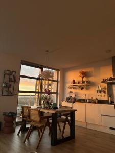 2- bedroom with water view