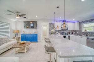 Cozy Cape Escape - Jacuzzi