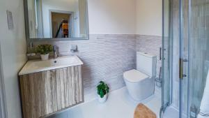 Stylish Family Suites near Notting Hill & Portobello Road