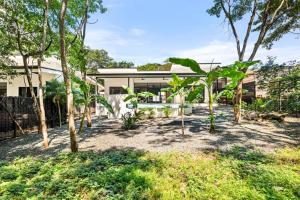 C6P Private Jungle Hideaway with Private Pool