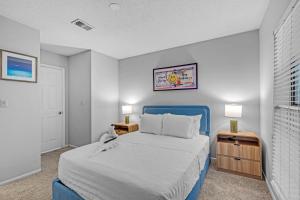 Your Home in Fort Lauderdale Modern 2BR Stay