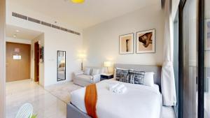Vacationer Holiday Homes l Modern Studio l Community Views l Free Gym, Pool