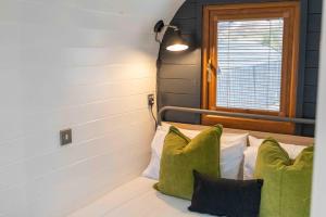 The Oaks Studio Pod