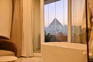 Eyes Of Egypt pyramids view boutique