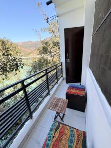 1BHK Ganga facing with private ghat