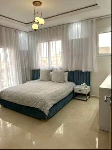 Amazing 8-Bedroom pool villa REG82029