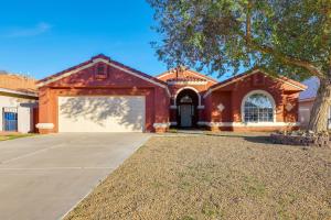 Patio w Fairway View! Pet-Friendly Mohave Home