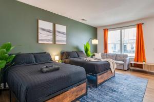 4BR Townhouse King Bed Garage Northlake