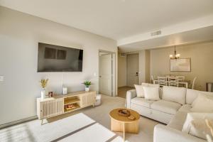 By Seaport Village and Navy Base! Chic Condo with Pool