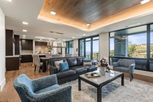 Abode at Horizon View
