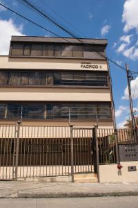 Departamento cómodo de 2 habitaciones y amplio parqueadero