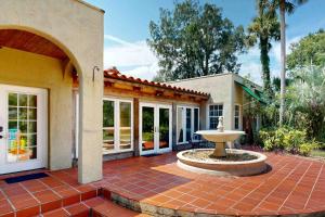 Charming Spanish-Style Home in the Heart of Davis Shores