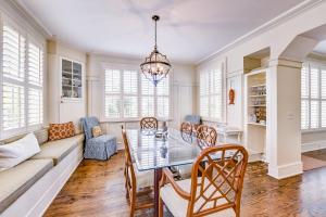 Beach cottage with private pool & spa, ocean views, & shared pool access