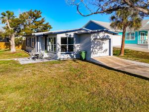 St Augustine Cottage with Private Heated Pool
