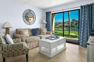 Spacious 2BR Resort Condo | Beach, Hot Tubs & Family-Friendly Fun