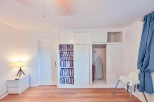 Quiet family vacation minutes from Airport
