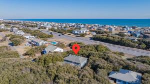 Mins from Beach Outdoor Patio & Games Sleeps 9