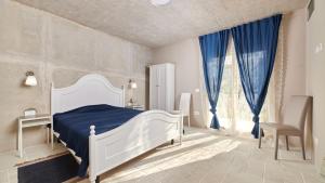 Villa Mediterranea with pool and grill in Umag