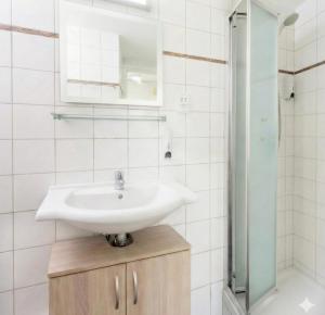 Fig Tree Beach Villa One