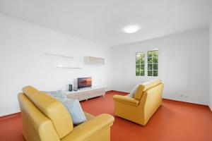 Caniço Seaview House