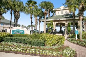 Tranquil coastal home with ocean views, beach access, balcony & shared pool