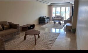 أبراج سرايا المشرق بكورنيش المعادي بجوار هيلتون المعادي