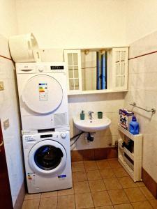 BERNINA STATION CENTRE APARTMENT 4 - Tirano