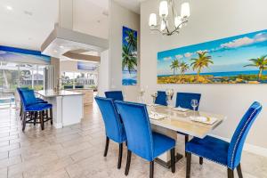 Canalfront Pool and Hot Tub Home in Cape Coral