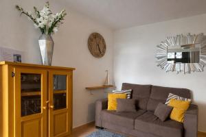 Cerca de la playa y jardin