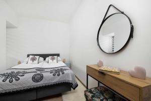 Zakopane Bright Apartment in the Mountains by Noclegi Renters