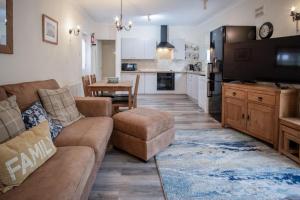 Garden Cottage - 2 Bedroom Cottage - Penally