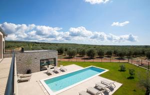 Nice Home In Bale With Sauna