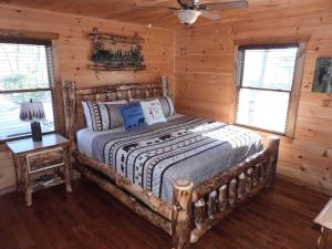 Majestic Mountaintop Escape