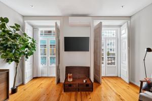 My Lisbon Apartment with AC