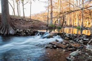 Sacred River Retreat For 12ppl