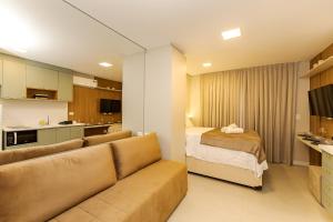 Seu Lar para toda a família, Ao lado do Mirante