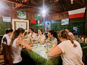 Jacamar Lodge Expeditions