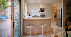 Ocean Villa Retreat - Scarborough Beach