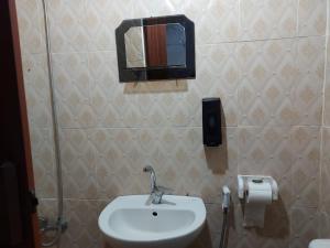 بيت الحجر 9