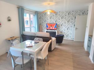 LeRelaisdOdile Appartement Spacieux 2 chambres avec Parking
