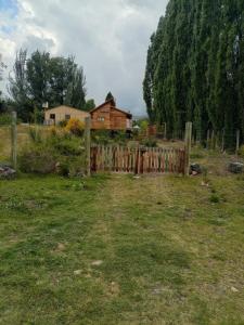 Amor Amarillo Cabaña de Montaña