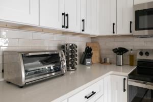 Savannahs Best - 4BR 3BA - Privacy - Near Forsyth Park