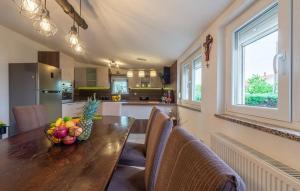 Family friendly house with a swimming pool Debeljak, Zadar - 25030