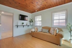 Goodland Green House