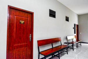 RedDoorz near Kampus UMP Purwokerto 2