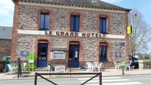 Hotels Grand Hotel : photos des chambres